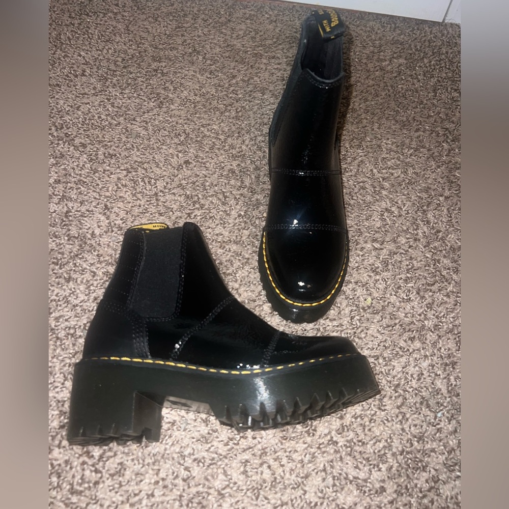 Dr. Martens Rozalie Chelsea Boot